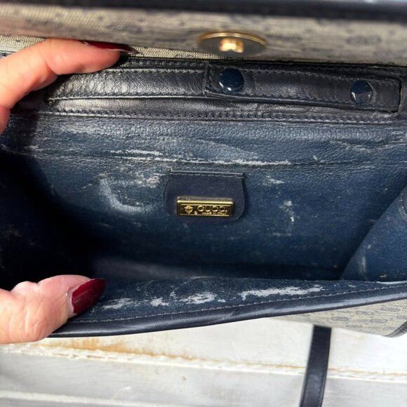 Gucci Vintage Clutch Crossbody - Picture 7 of 12